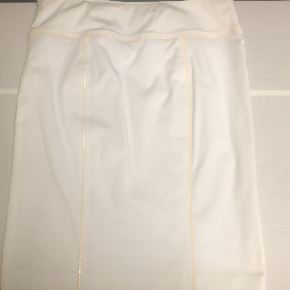 NWOT Burberry White High Waist Skirt - Picture 3 of 10
